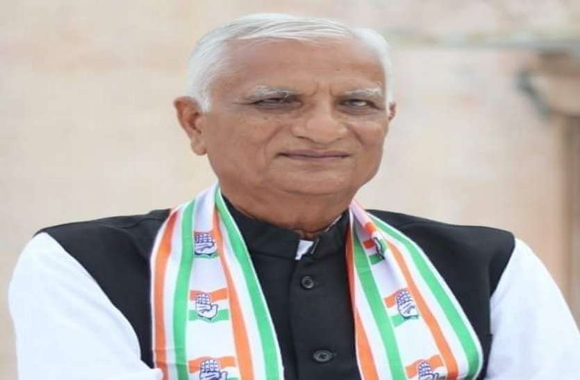 हेमाराम चौधरी इस्तीफे
