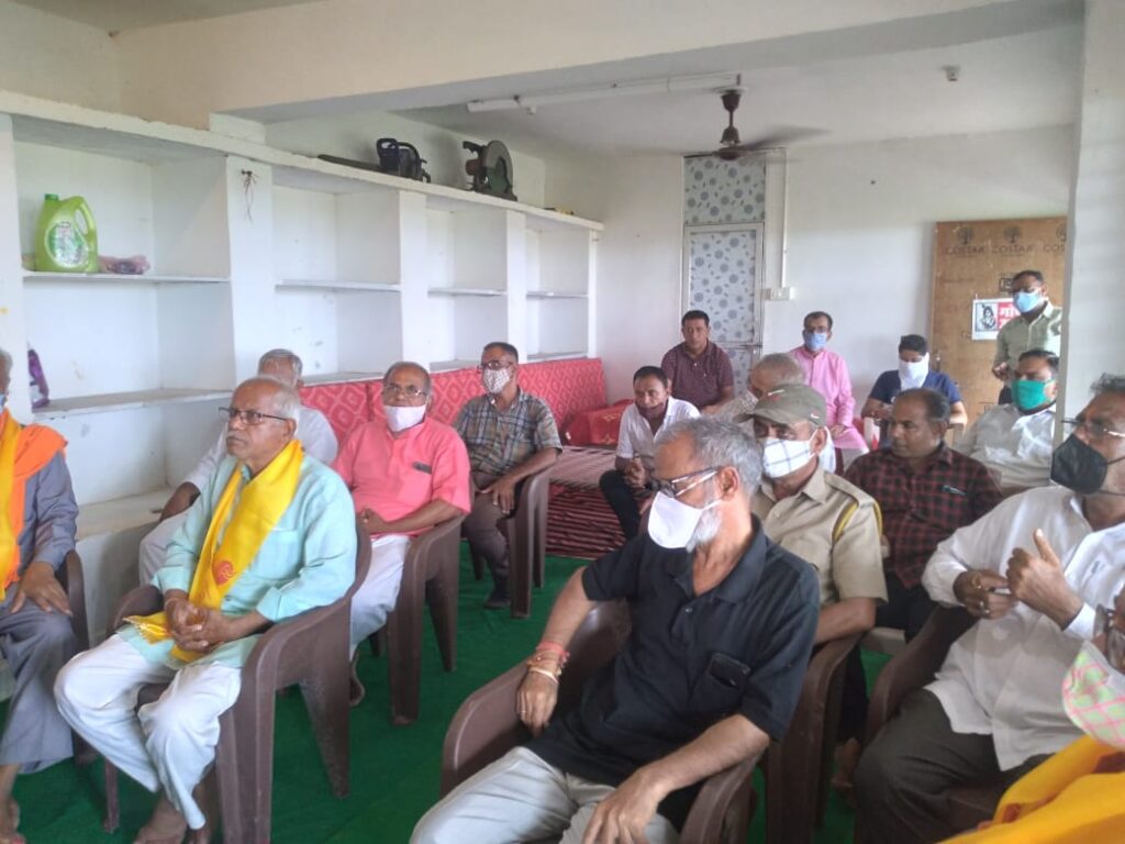 विप्र फाउंडेशन बांसवाड़ा द्वारा तलवाड़ा गोवर्धन गौशाला में वृक्षारोपण 3 WhatsApp Image 2021 07 04 at 10.34.31 PM 1