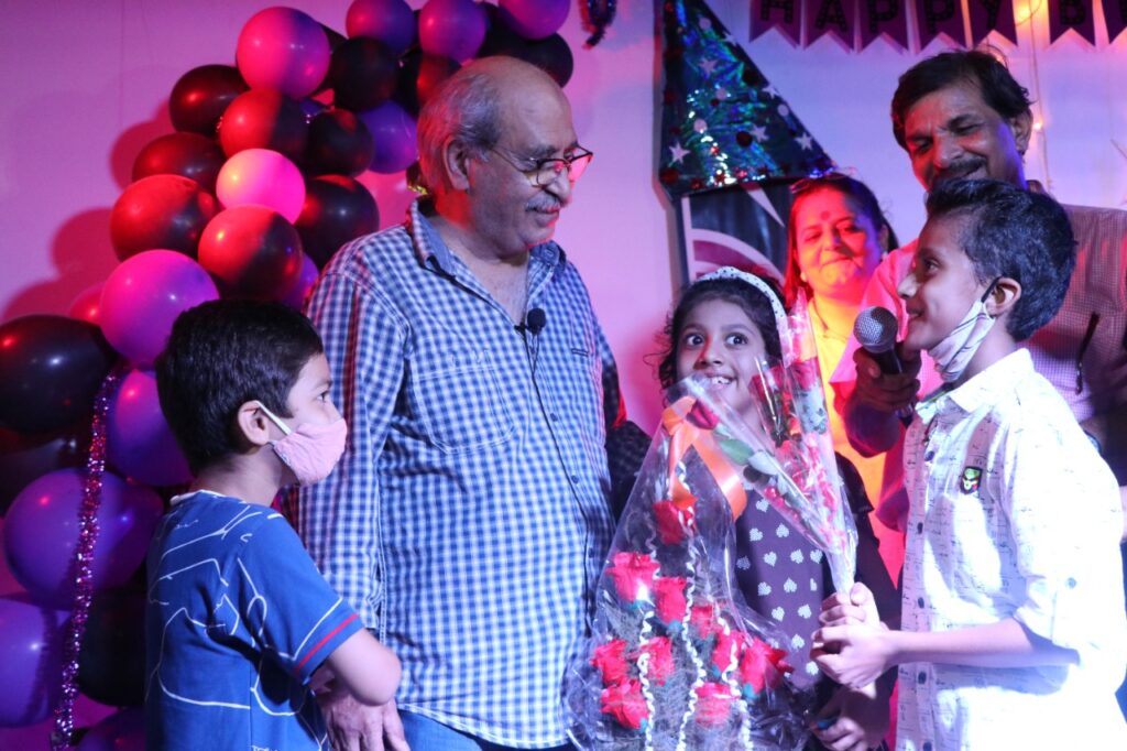 रंगमंच रगों में पागलपन की तरह दौडने लगे तो नेट-थियेट जन्म लेता है - नरेन्द्र गुप्ता