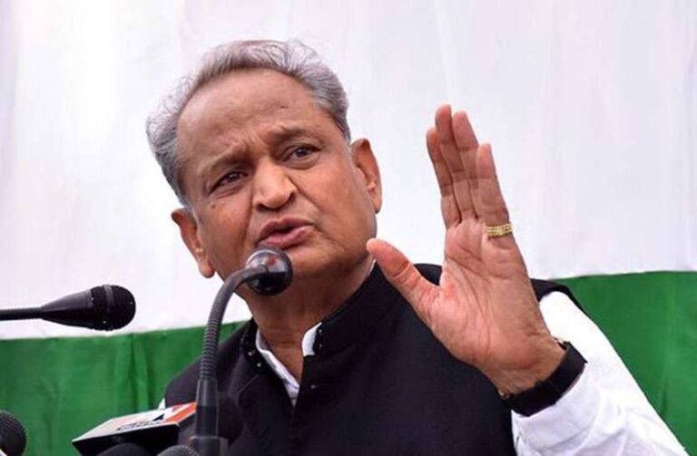गहलोत Reduction in the rights of the body heads: will no longer be able to sign on the retirement benefit file निकाय प्रमुखों के अधिकारों में कटौती: रिटायरमेंट बेनीफिट की फाइल पर अब नहीं कर सकेंगे सिग्नेचर