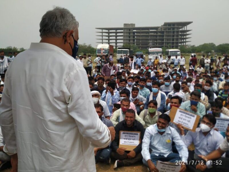 बिजली उपभोक्ताओं और विद्युत कर्मियों की मांगों को लेकर सड़कों पर उतरे जननेता डॉ किरोड़ी लाल मीणा