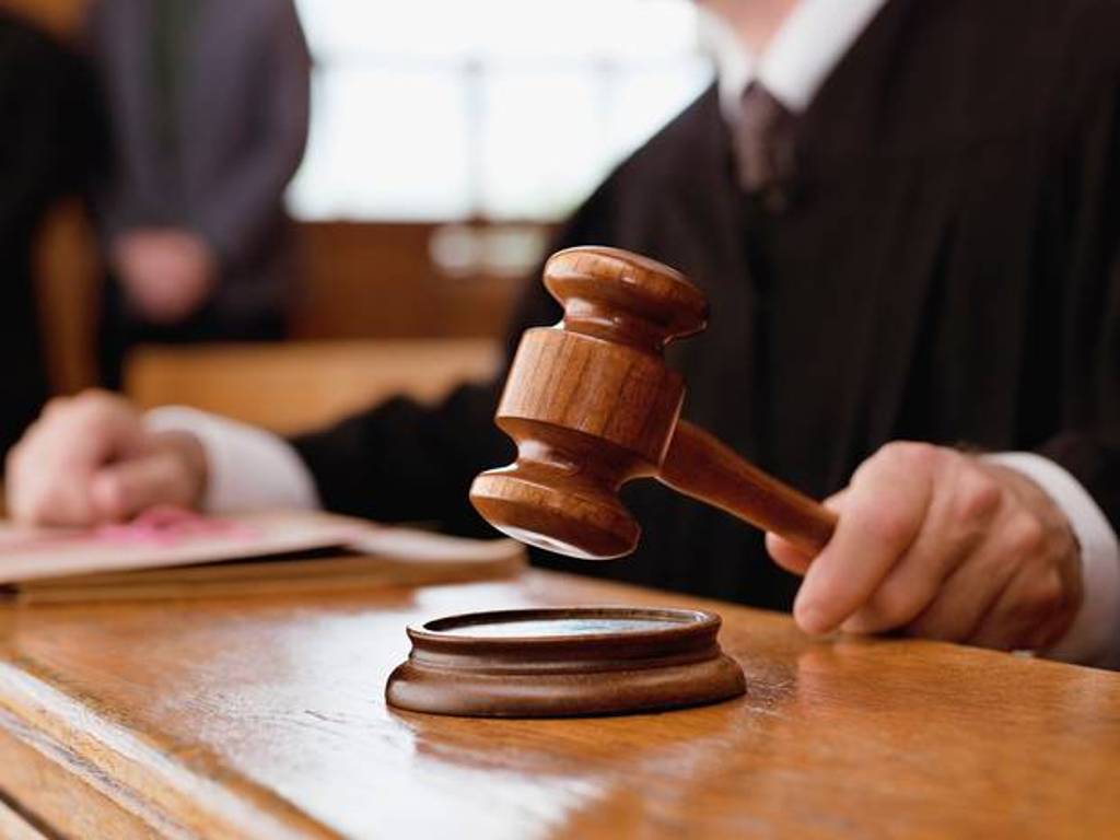 Prasngyan in the case of assault on the Municipal Commissioner, arrest warrant issued against four