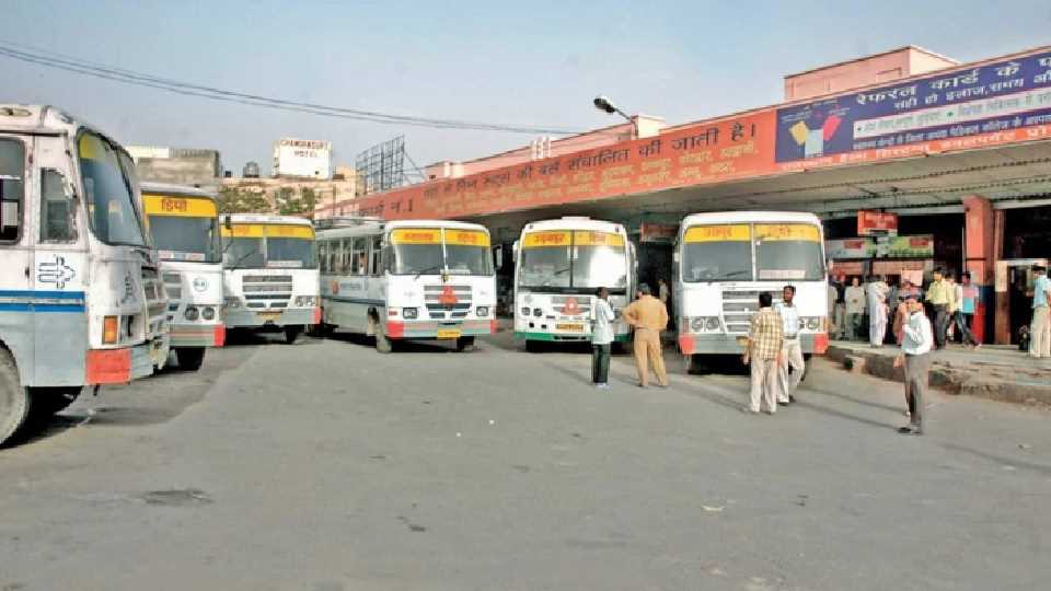 राजस्थान रोडवेज की बसों में नहीं बढ़ाया जाएगा यात्री किराया, जल्द मिलेगी 550 नई बसें - परिवहन मंत्री | Passenger fare will not be increased in Rajasthan Roadways buses, 550 new buses will be available soon - Transport Minister