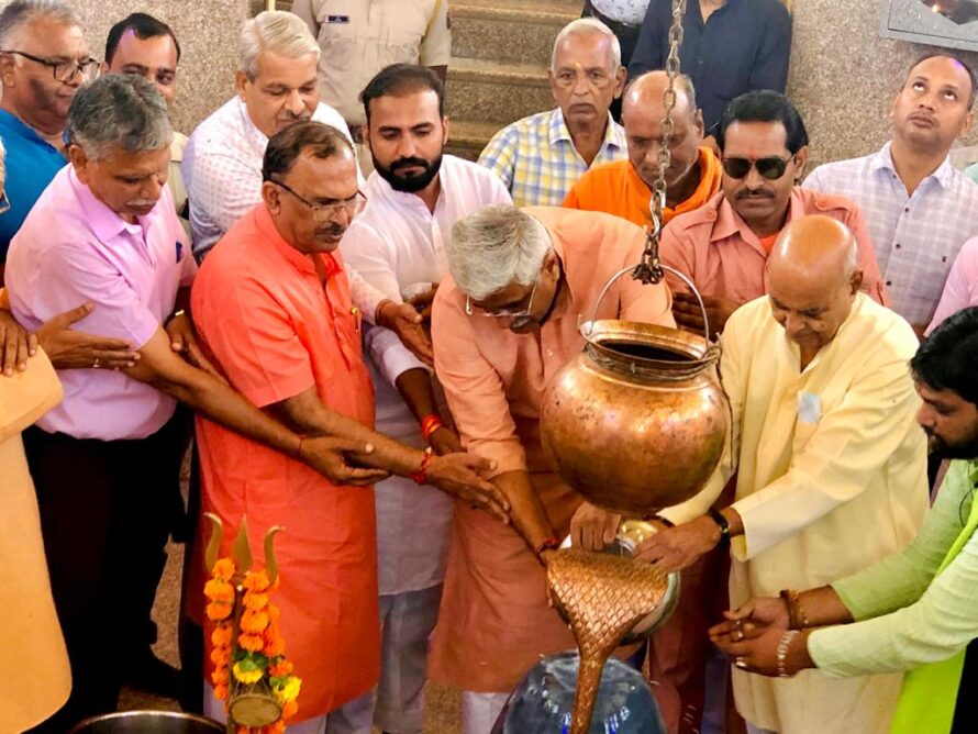 Party and family only for me: Shekhawatपार्टी और परिवार मेरे लिए एक ही : शेखावत