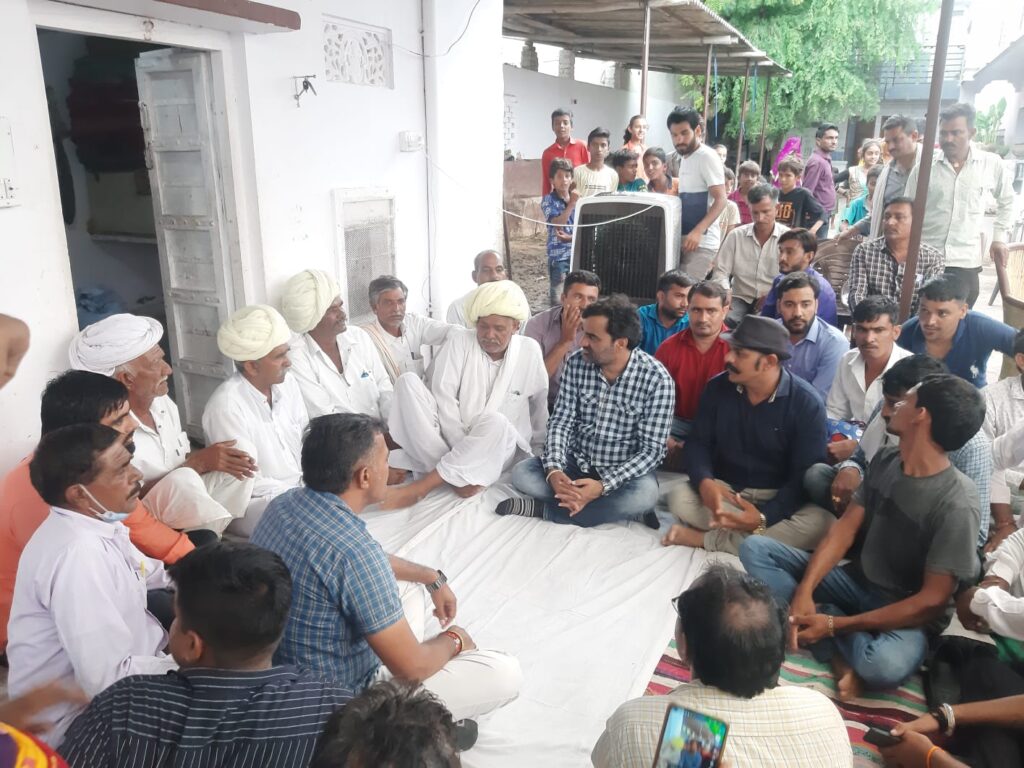 RLP convener and Nagaur MP Beniwal was on a tour of Ajmer district | आरएलपी संयोजक व नागौर सांसद बेनीवाल रहे अजमेर जिले के दौरे पर