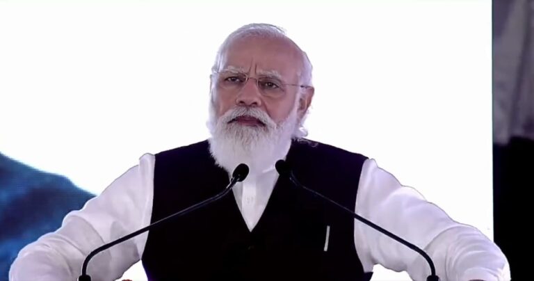 अब नए दफ्तर में रक्षा मंत्रालय: सेंट्रल विस्टा पर विपक्ष को घेरते हुए कहा- सच सामने आते ही हो गए चुप