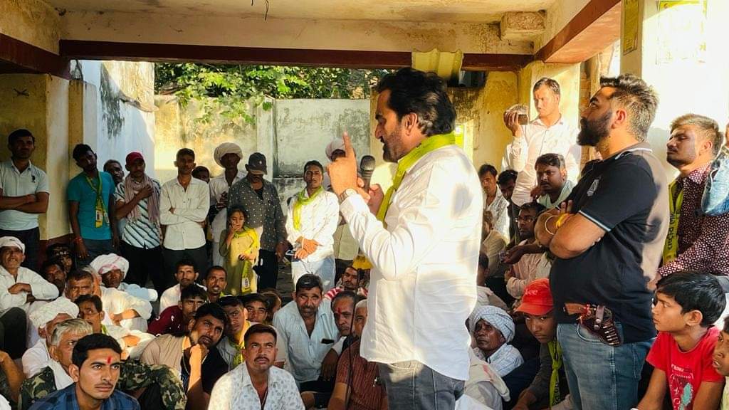 Time to give political freedom to the people of Vallabhnagar, public atmosphere in favor of RLP - Hanuman Beniwal | वल्लभनगर की जनता को राजनैतिक आजादी दिलाने का वक्त, आरएलपी के पक्ष में जनता का माहौल - हनुमान बेनीवाल