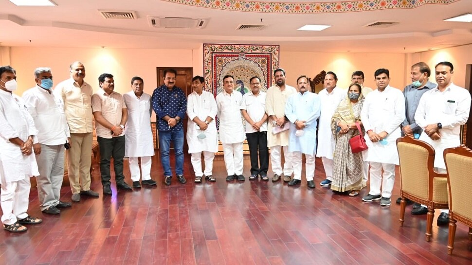 दो मंत्रियों समेत 9 कांग्रेस नेताओं को उत्तराखंड में बनाया ऑब्जर्वर
