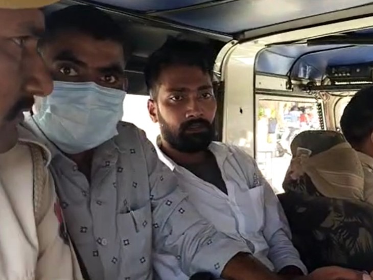 सारे दावे धरे रह गए, पटवार परीक्षा में भी पेपर बेचते पकड़े गए