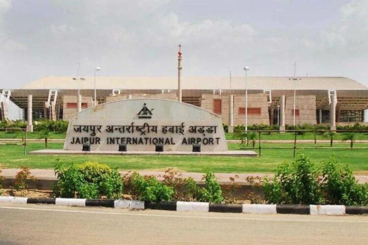 अडानी समूह आज रात से संभालेगा जयपुर अंतरराष्ट्रीय हवाईअड्डा