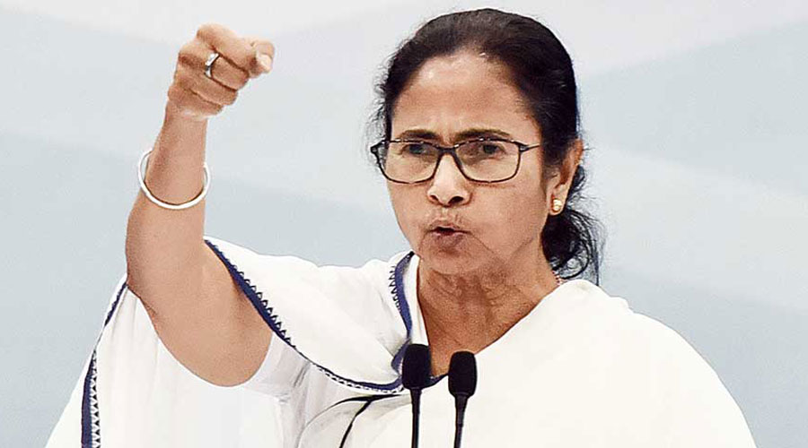कांग्रेस जागीरदारी छोड़े और भाजपा को हराना है तो हमारे मोर्चे में शामिल हो जाये: ममता बनर्जी 3 कांग्रेस जागीरदारी छोड़े और भाजपा को हराना है तो हमारे मोर्चे में शामिल हो जाये: ममता बनर्जी