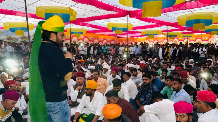आरएलपी संयोजक हनुमान बेनीवाल का जोधपुर दौरा,चामू प्रधान की धन्यवाद सभा मे हुए शामिल