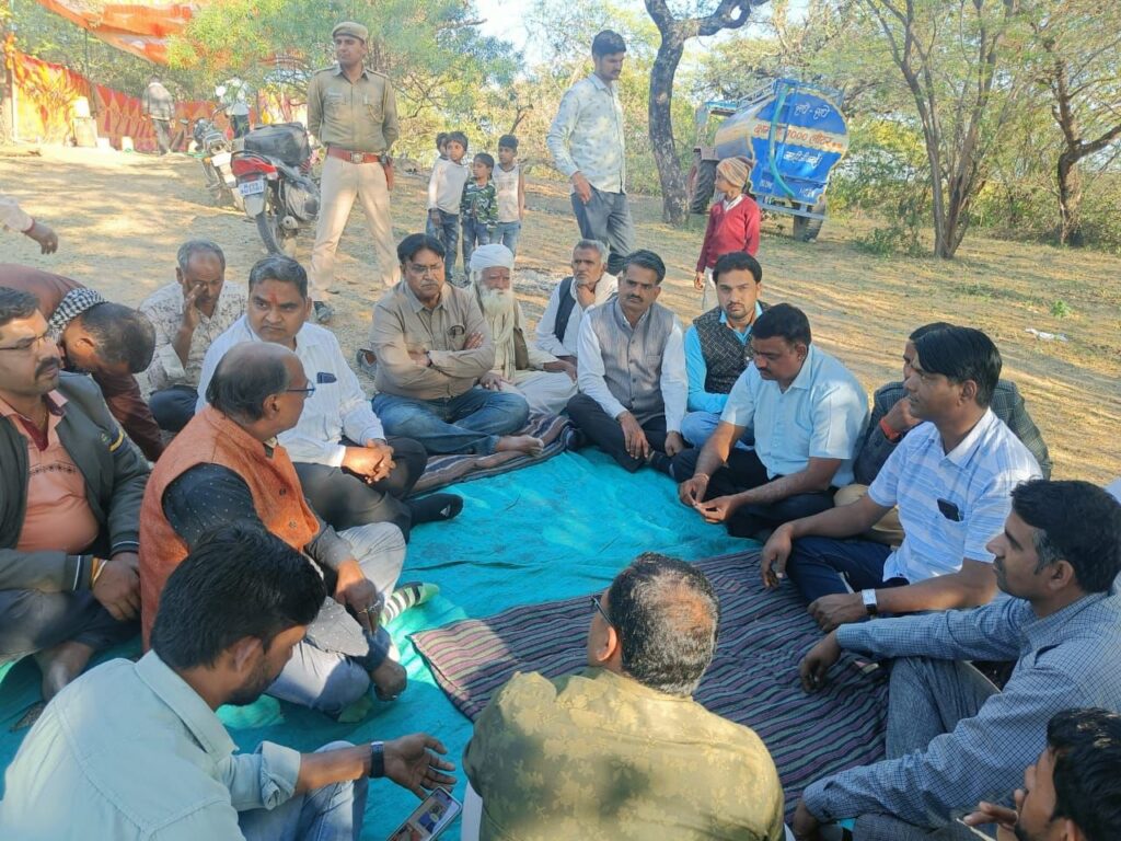 डूंगला में शिवमंदिर व हनुमान मंदिर को ध्वस्त करने की घटना के खिलाफ जनता सेना ने मोर्चा खोला 3 शिवमंदिर