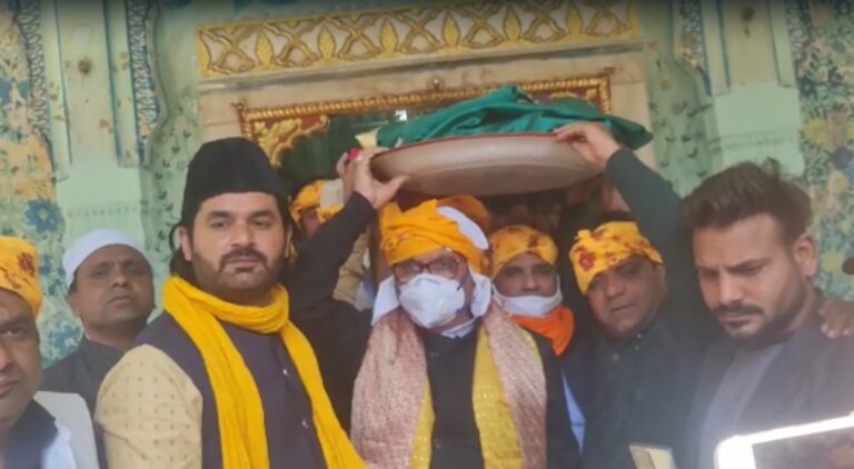 महेश जोशी