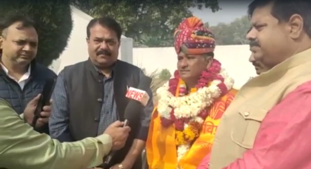 विप्र फाउंडेशन ने किया विप्र कल्याण बोर्ड अध्यक्ष महेश शर्मा का अभिनंदन 2 विप्र फाउंडेशन