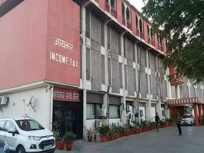 जयपुर के बड़े ज्वेलरी कारोबारीयों के ठिकानों पर आयकर छापे