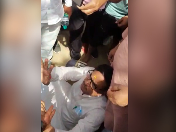 निर्दलीय MLA बलजीत यादव का अनोखा प्रदर्शन : सरकार के खिलाफ सेंट्रल पार्क में दौड़ रहे, 35 किलोमीटर का लगाया अब तक चक्कर 3 बलजीत यादव