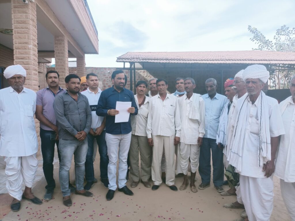 नागौर सांसद बेनीवाल ने की जनसुनवाई, कई मामलो में अधिकारियों को दूरभाष पर दिए निर्देश