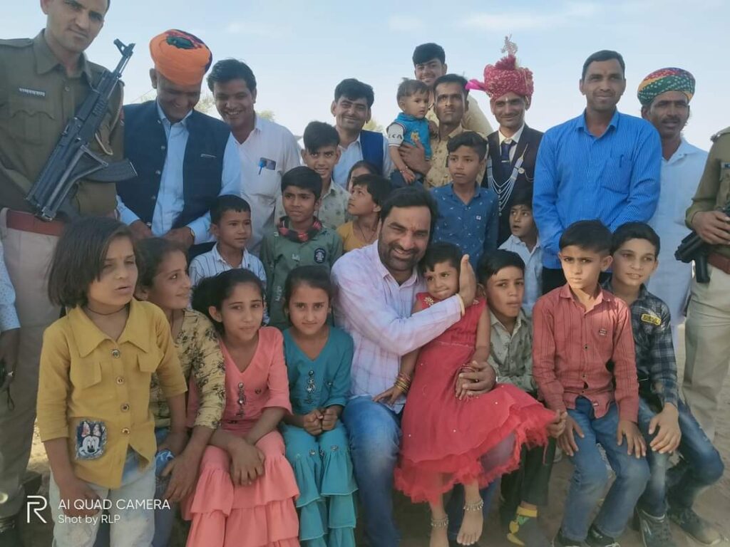 नागौर सांसद बेनीवाल ने की आवास पर जन सुनवाई,खींवसर क्षेत्र का किया दौरा