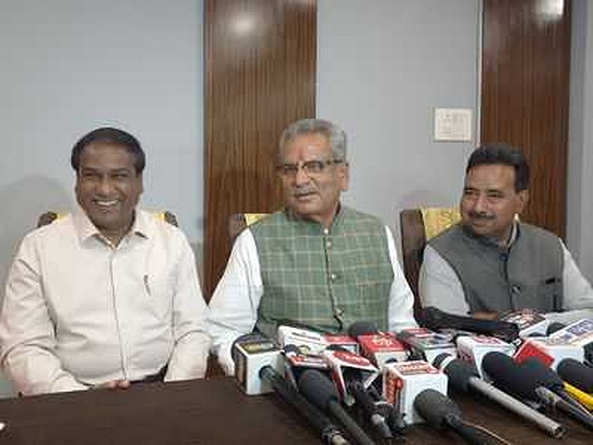 रेलवे की बैठक में शामिल होने अजमेर पहुंचे राज्यसभा सांसद ओमप्रकाश माथुर, शक्ति प्रदर्शन को लेकर बोले- पीएम मोदी ही BJP का चेहरा