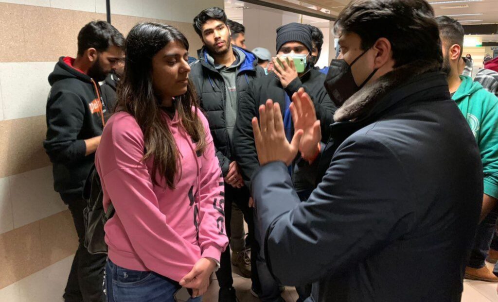 ऑपरेशन गंगा: दिल्ली से दूसरे C-17 ग्लोबमास्टर ने भरी उड़ान, एक और फ्लाइट दिल्ली पहुंची
