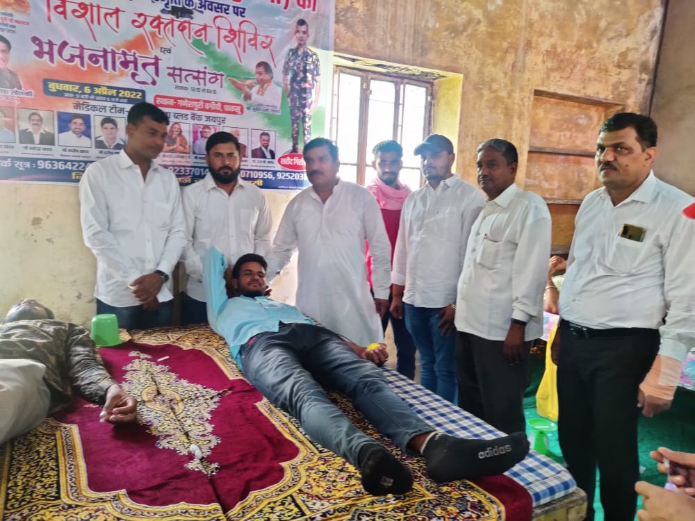 रक्तदान से बड़ा कोई दान नहीं - वेद प्रकाश सोलंकी 2 रक्तदान