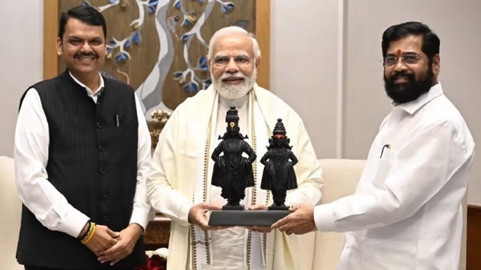 शिंदे-फडणवीस ने की पीएम मोदी से मुलाकात, मंत्रिमंडल विस्तार पर हुई चर्चा