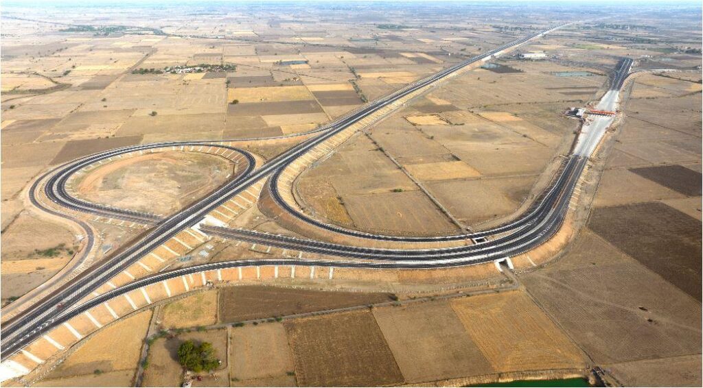 PM मोदी ने किया बुंदेलखंड एक्सप्रेस-वे का उद्घाटन