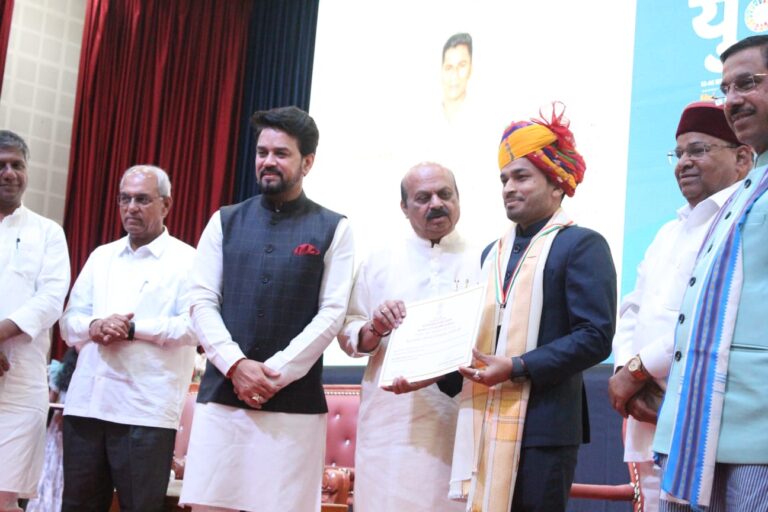 कुलदीप वर्मा को मिला राष्ट्रीय युवा पुरस्कार, एक लाख पुरस्कार राशि के साथ प्रशस्ति-पत्र से हुए सम्मानित