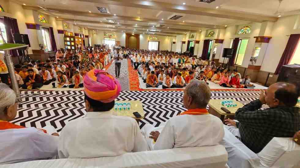 विप्र फाउंडेशन बाड़मेर द्वारा 300 से अधिक ब्राह्मण प्रतिभाओं का किया सम्मान 2 विप्र फाउंडेशन बाड़मेर द्वारा 300 से अधिक ब्राह्मण प्रतिभाओं का किया सम्मान