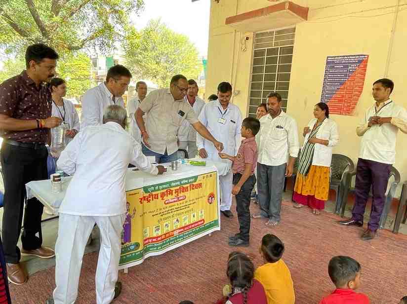 भांकरोटा आदर्श प्राथमिक स्वास्थ्य केंद्र पर राष्ट्रीय कृमि मुक्ति दिवस मनाया